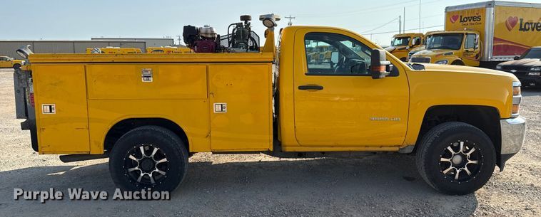 image for item EU2241 2018 Chevrolet Silverado 3500HD utility bed pickup truck