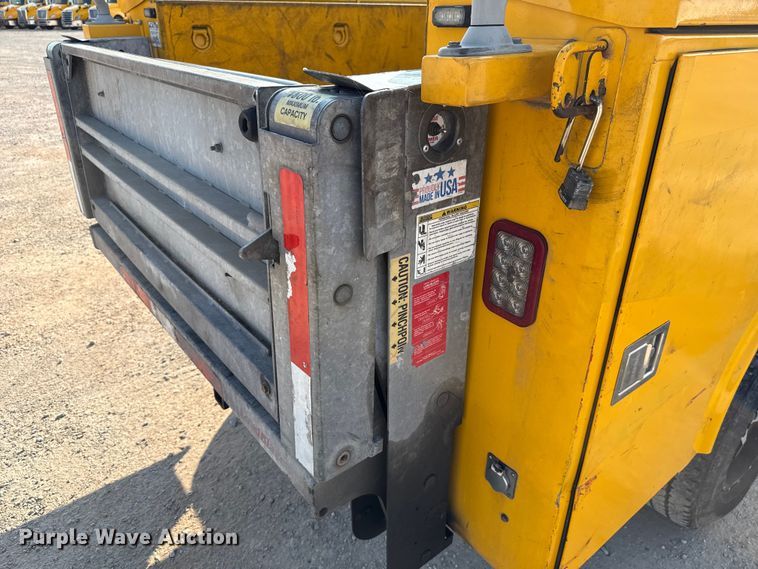 image for item EU2241 2018 Chevrolet Silverado 3500HD utility bed pickup truck