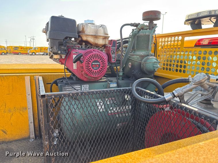 image for item EU2241 2018 Chevrolet Silverado 3500HD utility bed pickup truck