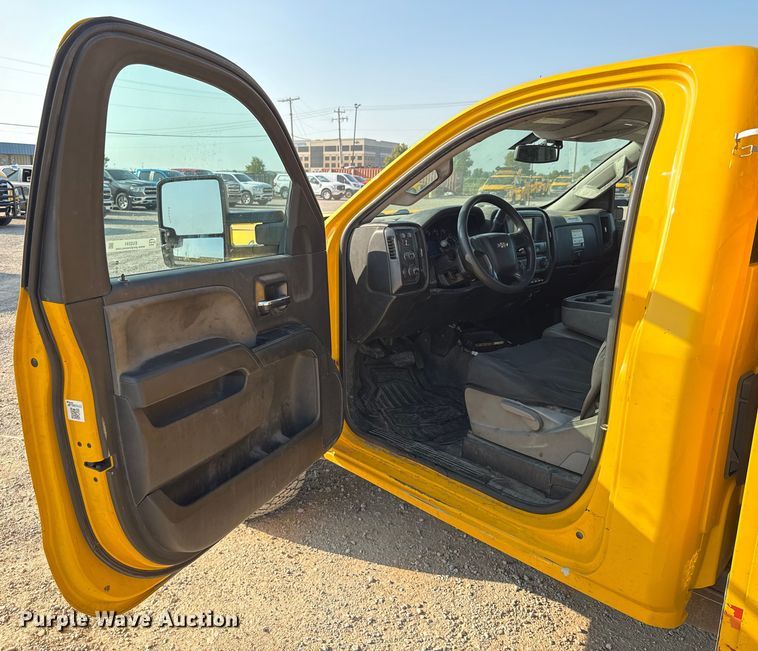 image for item EU2241 2018 Chevrolet Silverado 3500HD utility bed pickup truck