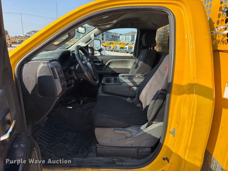 image for item EU2241 2018 Chevrolet Silverado 3500HD utility bed pickup truck