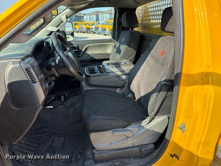 image for item EU2241 2018 Chevrolet Silverado 3500HD utility bed pickup truck