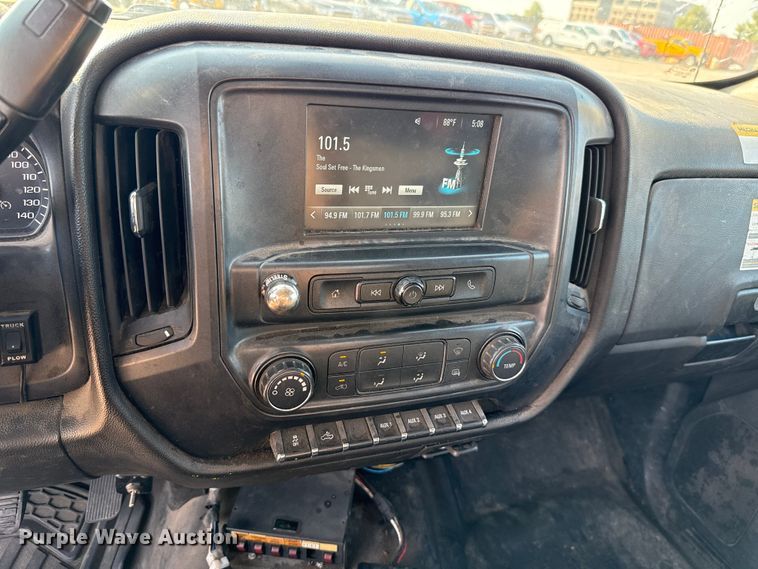 image for item EU2241 2018 Chevrolet Silverado 3500HD utility bed pickup truck