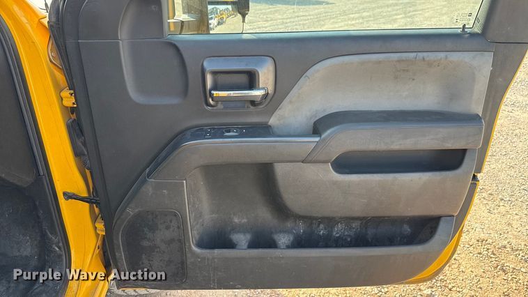 image for item EU2241 2018 Chevrolet Silverado 3500HD utility bed pickup truck