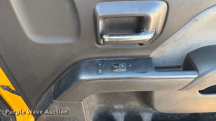 image for item EU2241 2018 Chevrolet Silverado 3500HD utility bed pickup truck