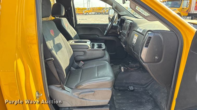 image for item EU2241 2018 Chevrolet Silverado 3500HD utility bed pickup truck