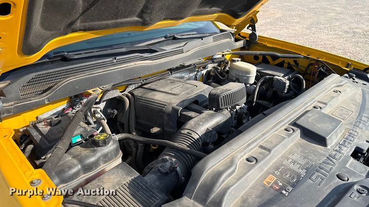 image for item EU2241 2018 Chevrolet Silverado 3500HD utility bed pickup truck