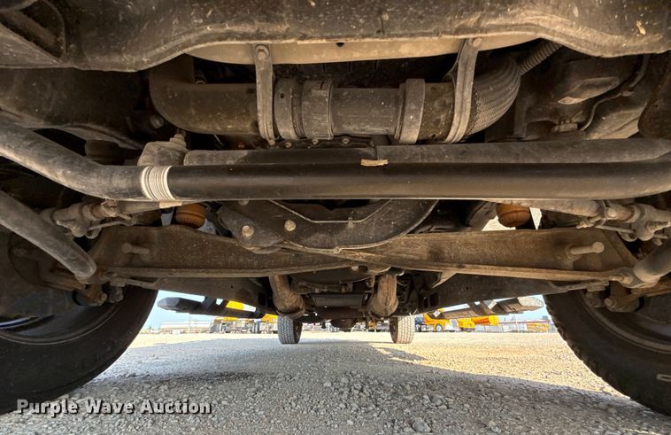 image for item EU2243 2022 Ford F350 Super Duty utility bed pickup truck