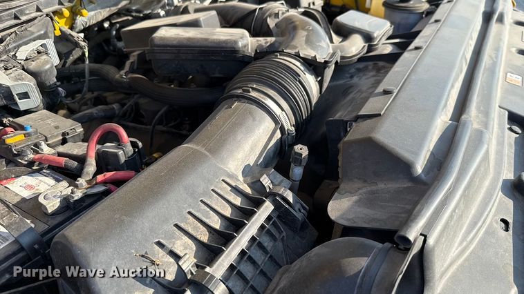 image for item EU2243 2022 Ford F350 Super Duty utility bed pickup truck