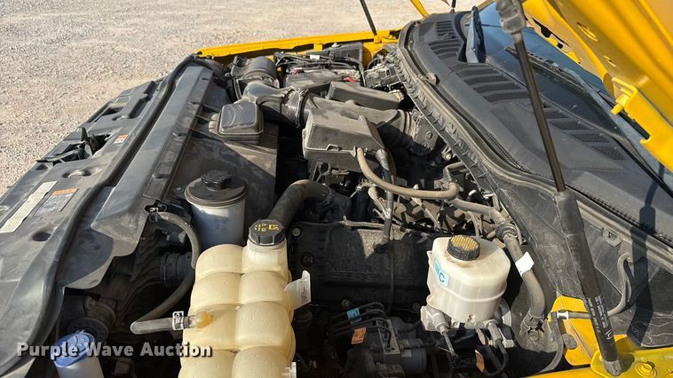 image for item EU2243 2022 Ford F350 Super Duty utility bed pickup truck