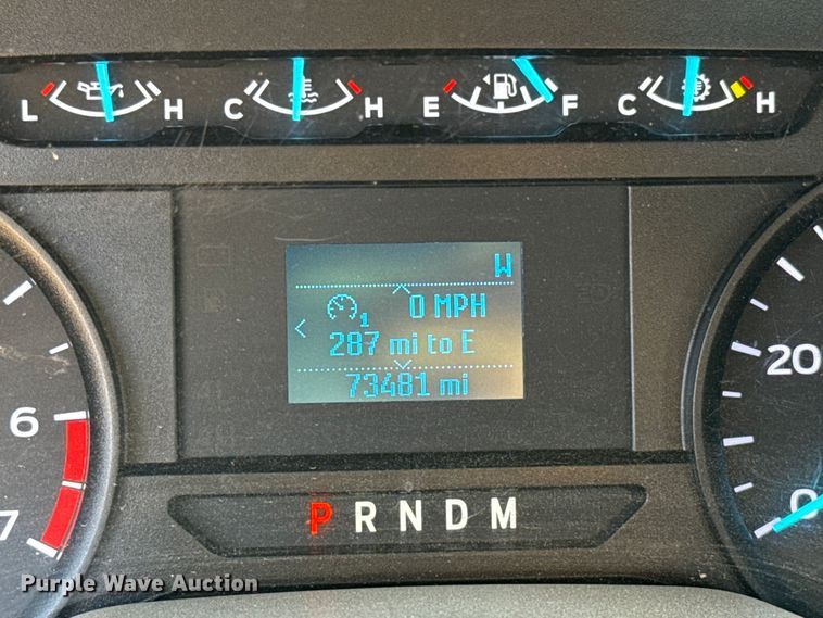 image for item EU2244 2022 Ford F350 Super Duty utility bed pickup truck