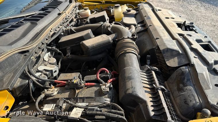 image for item EU2244 2022 Ford F350 Super Duty utility bed pickup truck