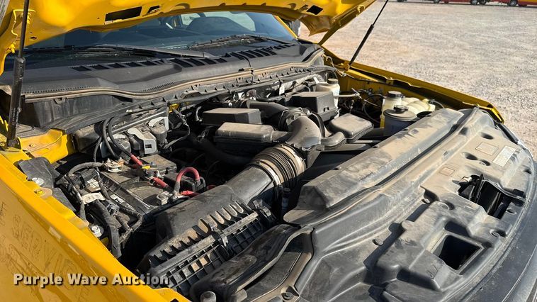 image for item EU2244 2022 Ford F350 Super Duty utility bed pickup truck