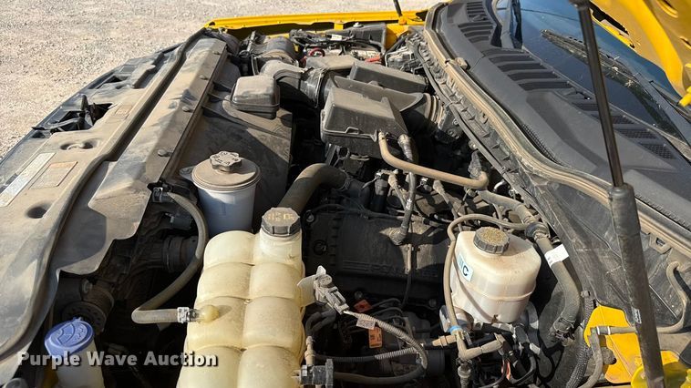 image for item EU2244 2022 Ford F350 Super Duty utility bed pickup truck