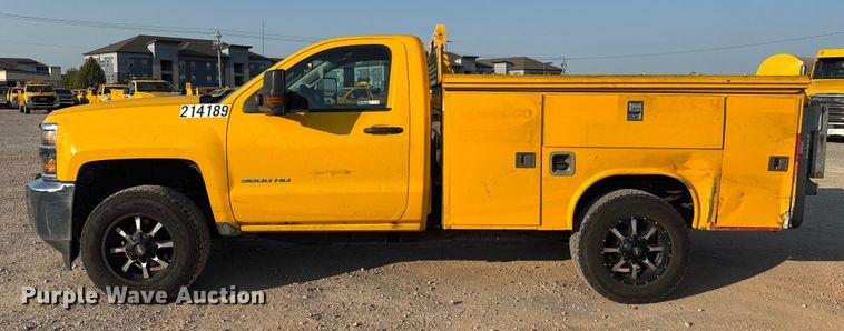 image for item EU2247 2018 Chevrolet Silverado 3500HD utility bed pickup truck