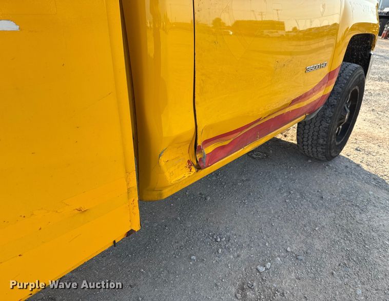 image for item EU2247 2018 Chevrolet Silverado 3500HD utility bed pickup truck