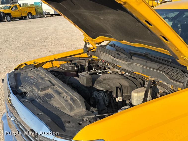 image for item EU2247 2018 Chevrolet Silverado 3500HD utility bed pickup truck