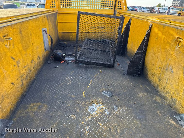 image for item EU2248 2019 Ford F350 Super Duty utility bed pickup truck