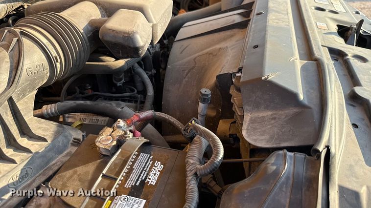 image for item EU2248 2019 Ford F350 Super Duty utility bed pickup truck