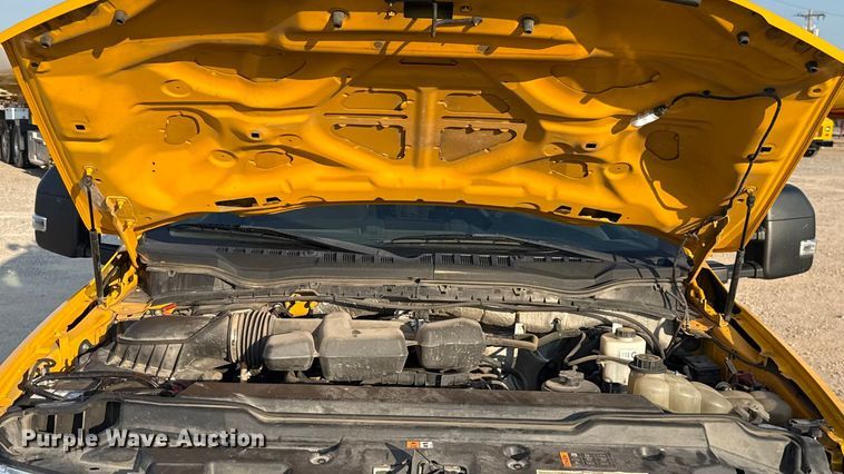 image for item EU2248 2019 Ford F350 Super Duty utility bed pickup truck