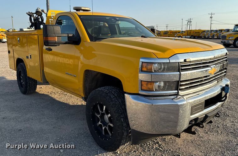 image for item EU2249 2018 Chevrolet Silverado 3500HD utility bed pickup truck