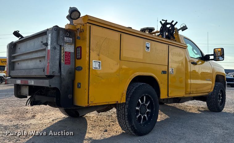 image for item EU2249 2018 Chevrolet Silverado 3500HD utility bed pickup truck