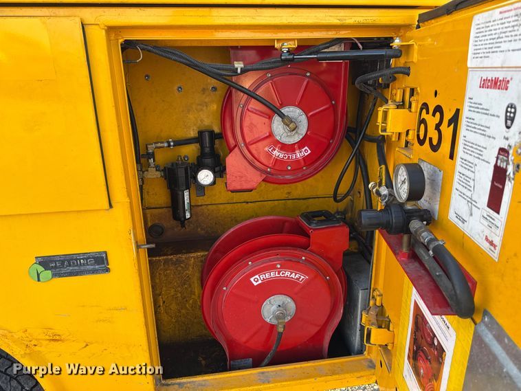 image for item EU2249 2018 Chevrolet Silverado 3500HD utility bed pickup truck