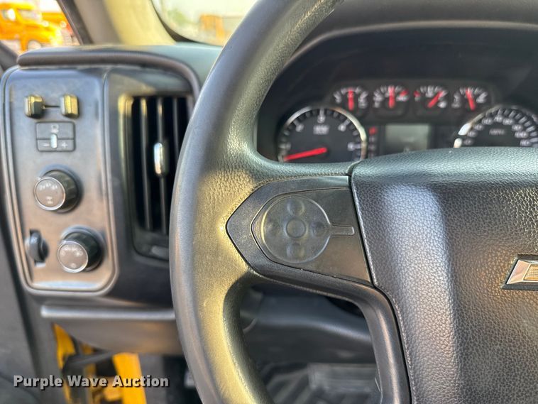 image for item EU2249 2018 Chevrolet Silverado 3500HD utility bed pickup truck