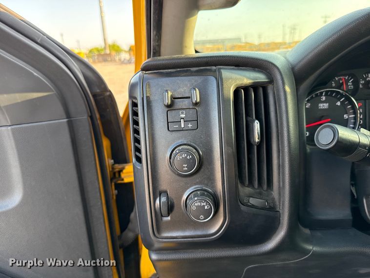 image for item EU2249 2018 Chevrolet Silverado 3500HD utility bed pickup truck