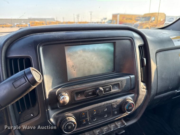 image for item EU2249 2018 Chevrolet Silverado 3500HD utility bed pickup truck