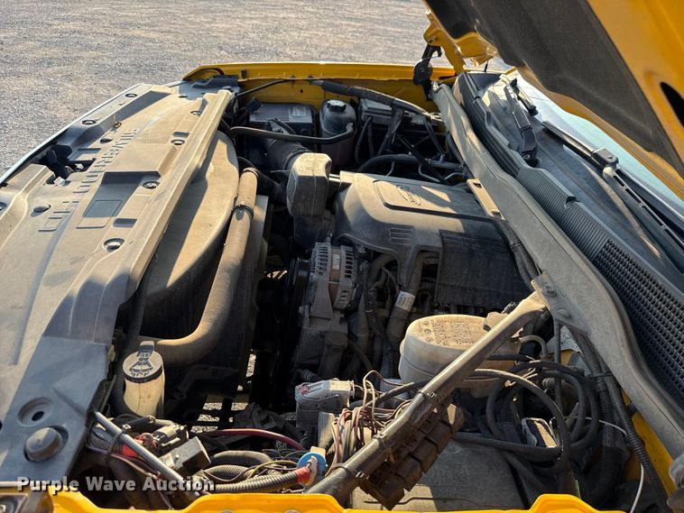 image for item EU2249 2018 Chevrolet Silverado 3500HD utility bed pickup truck