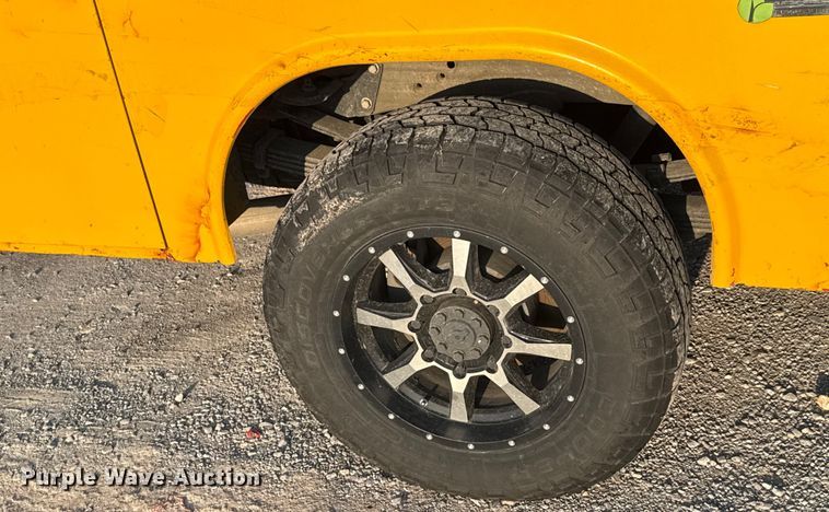 image for item EU2249 2018 Chevrolet Silverado 3500HD utility bed pickup truck