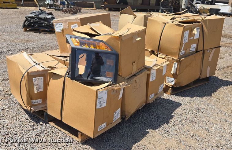 image for item EU2502 (18) headlight housings