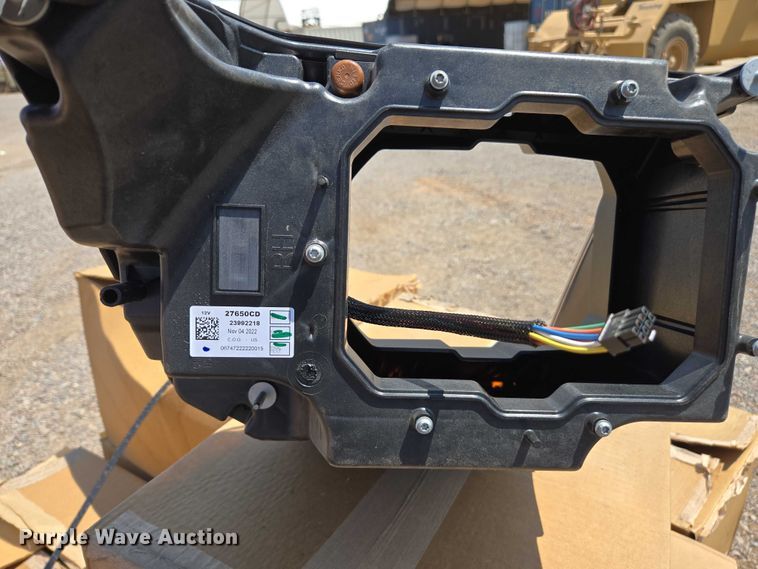 image for item EU2502 (18) headlight housings