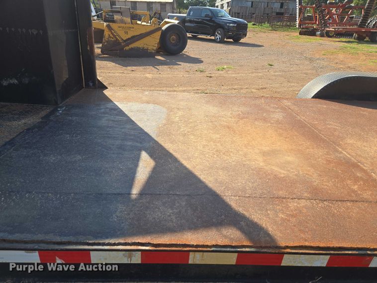 image for item EU3607 2006 Sage Oil Vac INC flatbed trailer