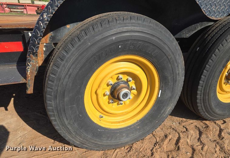 image for item EU3607 2006 Sage Oil Vac INC flatbed trailer