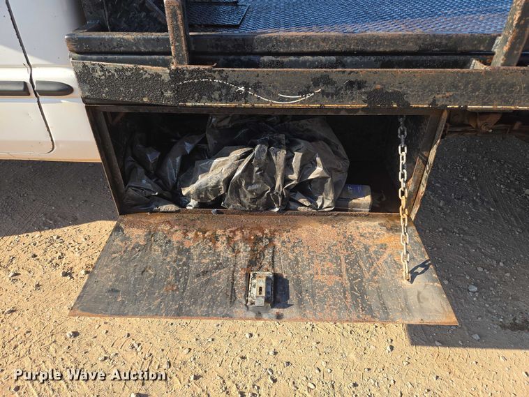 image for item EU3612 2002 Dodge Ram Chassis Cab flatbed pickup truck