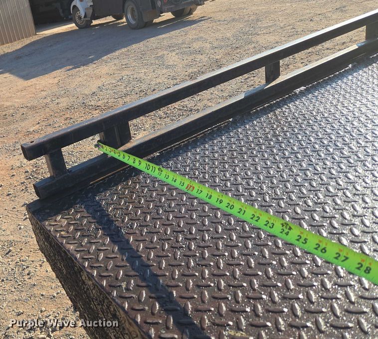 image for item EU3612 2002 Dodge Ram Chassis Cab flatbed pickup truck