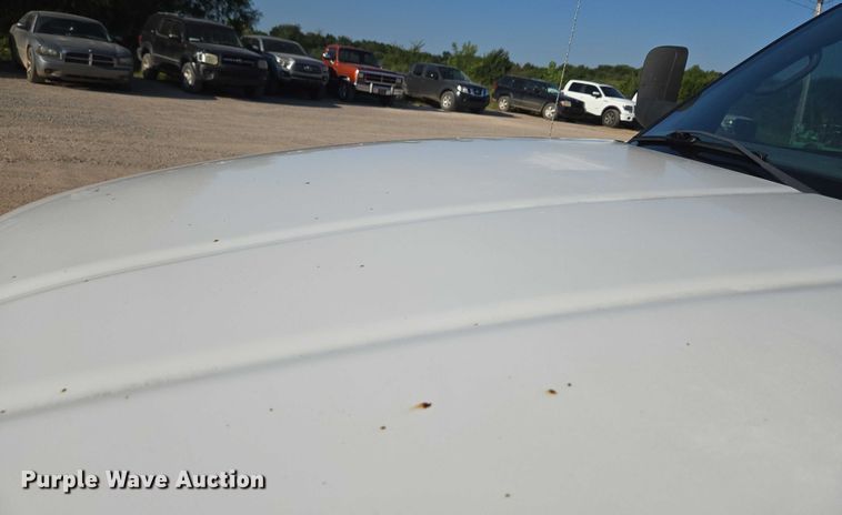 image for item EU3612 2002 Dodge Ram Chassis Cab flatbed pickup truck