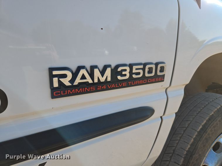 image for item EU3612 2002 Dodge Ram Chassis Cab flatbed pickup truck