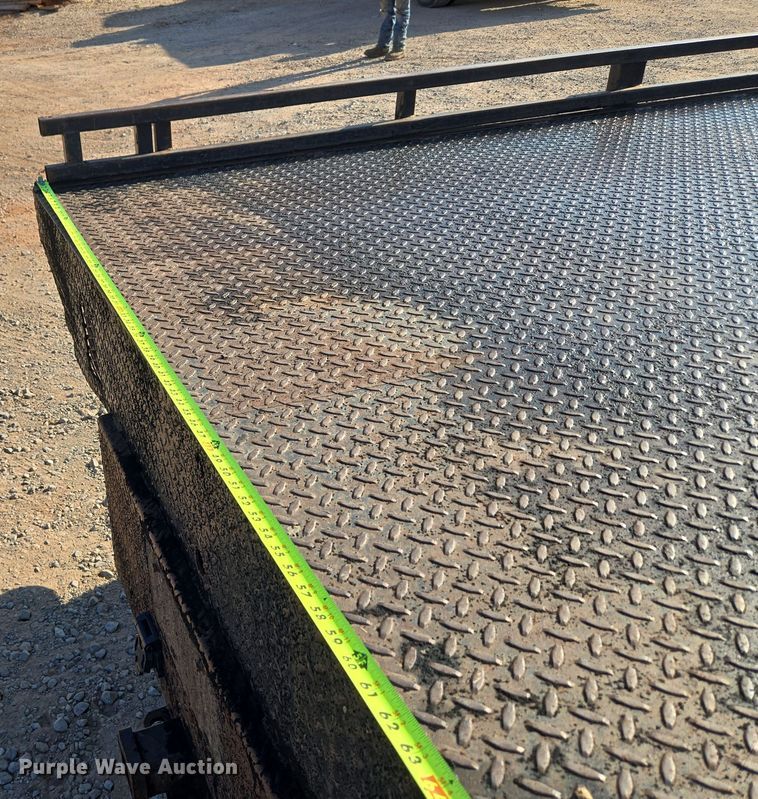 image for item EU3612 2002 Dodge Ram Chassis Cab flatbed pickup truck