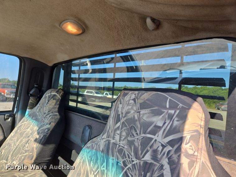 image for item EU3612 2002 Dodge Ram Chassis Cab flatbed pickup truck