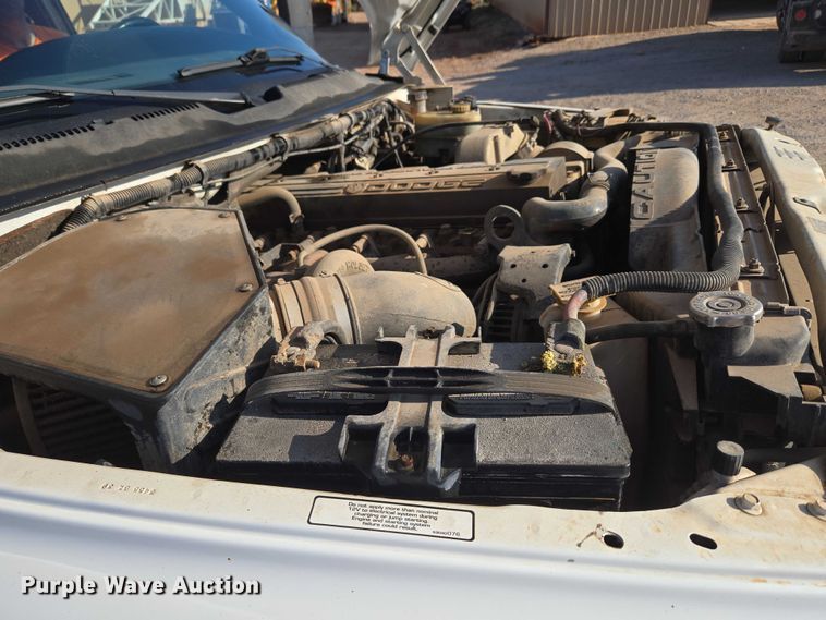 image for item EU3612 2002 Dodge Ram Chassis Cab flatbed pickup truck