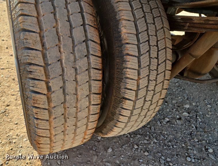 image for item EU3612 2002 Dodge Ram Chassis Cab flatbed pickup truck