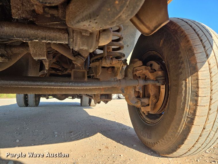 image for item EU3612 2002 Dodge Ram Chassis Cab flatbed pickup truck