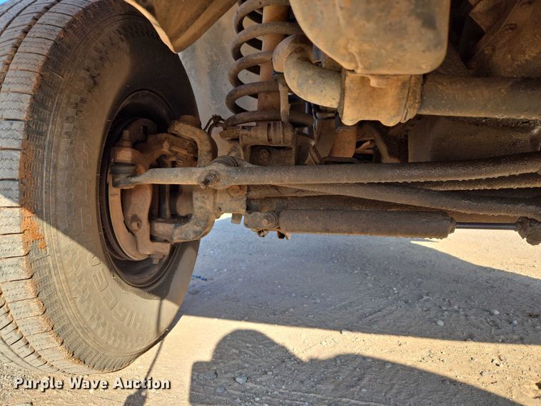 image for item EU3612 2002 Dodge Ram Chassis Cab flatbed pickup truck