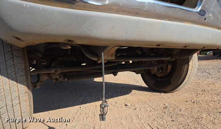 image for item EU3612 2002 Dodge Ram Chassis Cab flatbed pickup truck