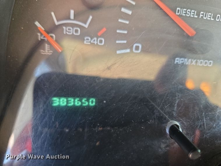 image for item EU3612 2002 Dodge Ram Chassis Cab flatbed pickup truck