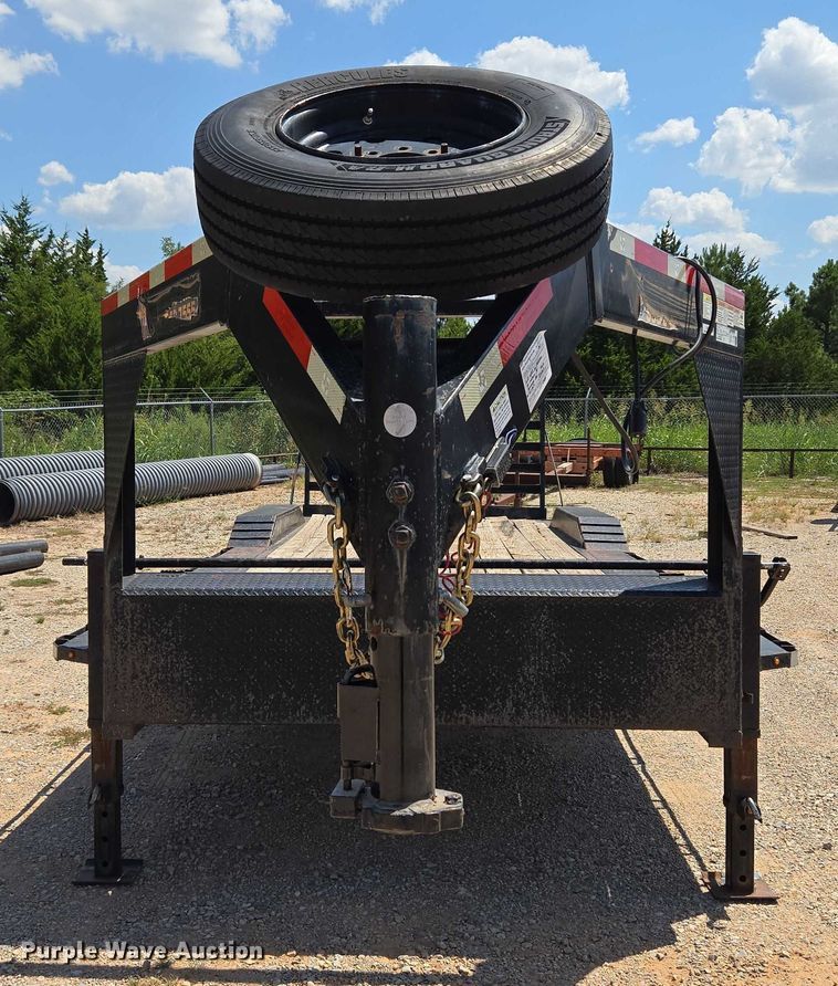 image for item EU3624 2018 Texas Pride EQ722214KGN equipment trailer