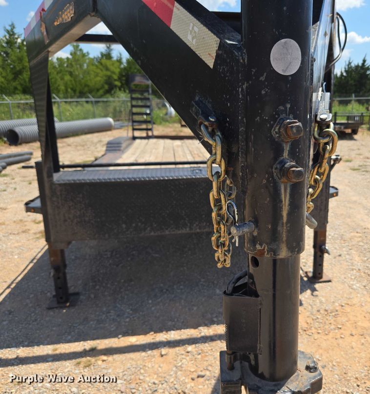 image for item EU3624 2018 Texas Pride EQ722214KGN equipment trailer